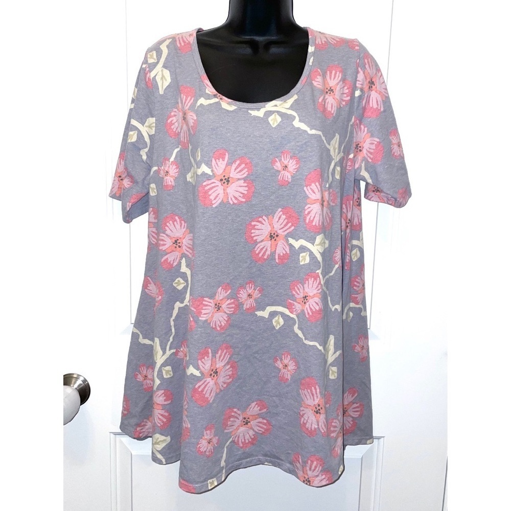 LuLaroe classic tee purple